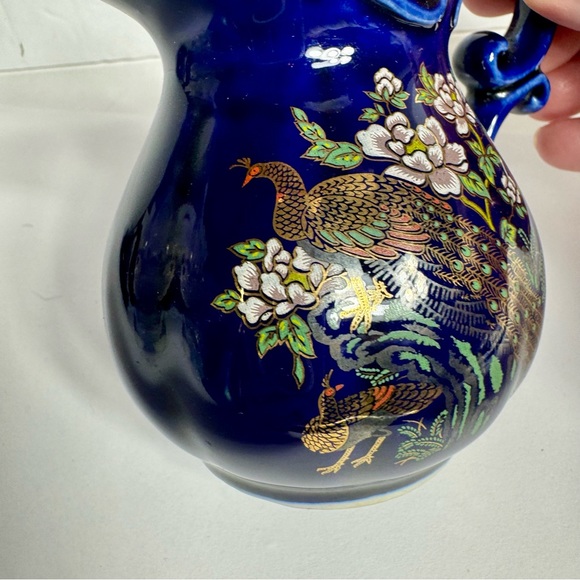 Vintage Cobalt Blue Pitcher creamer decorated with gold trim and two Peacocks - Picture 3 of 10